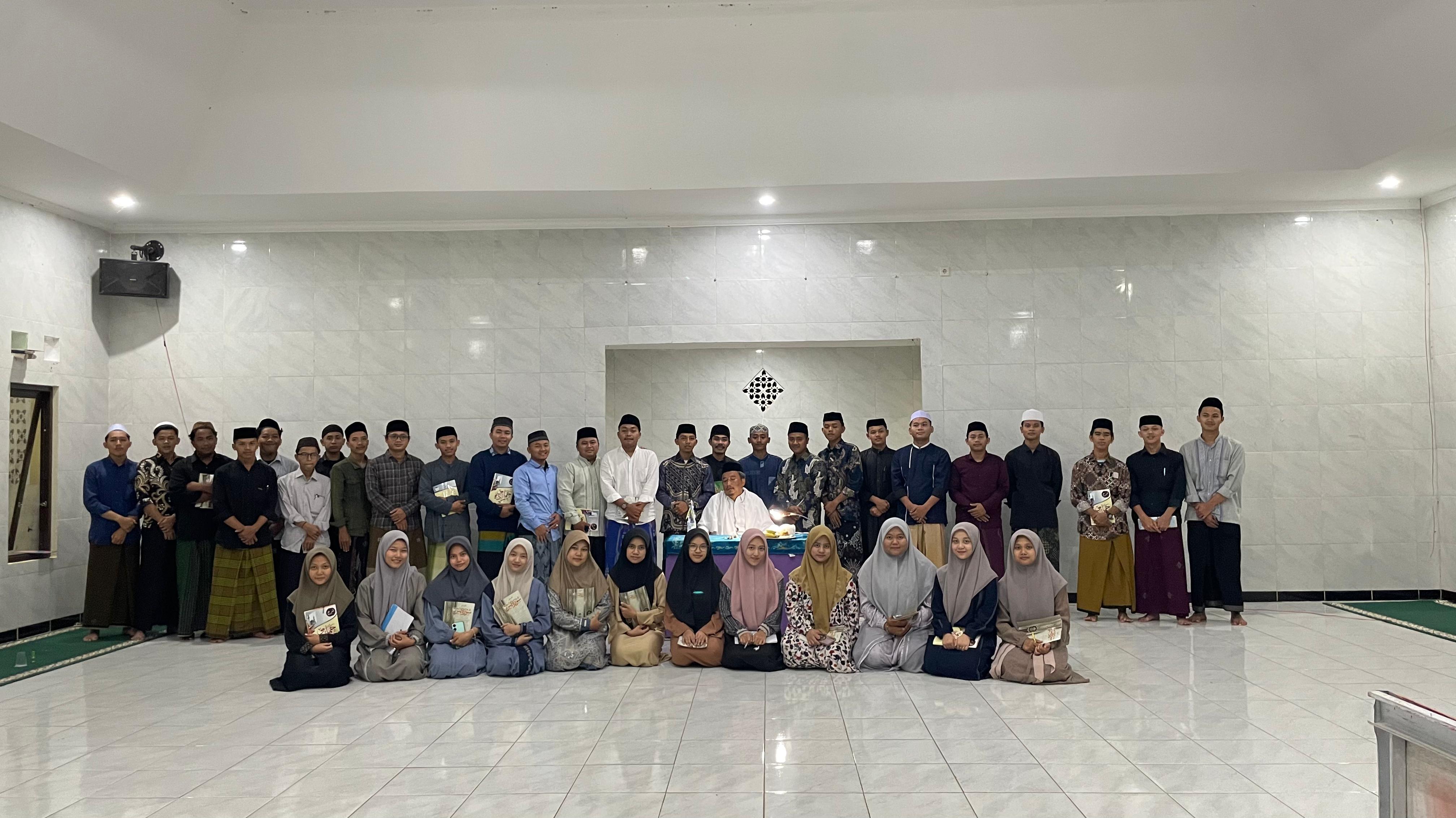 Pengajian bulanan bersama mudirul Ma'had